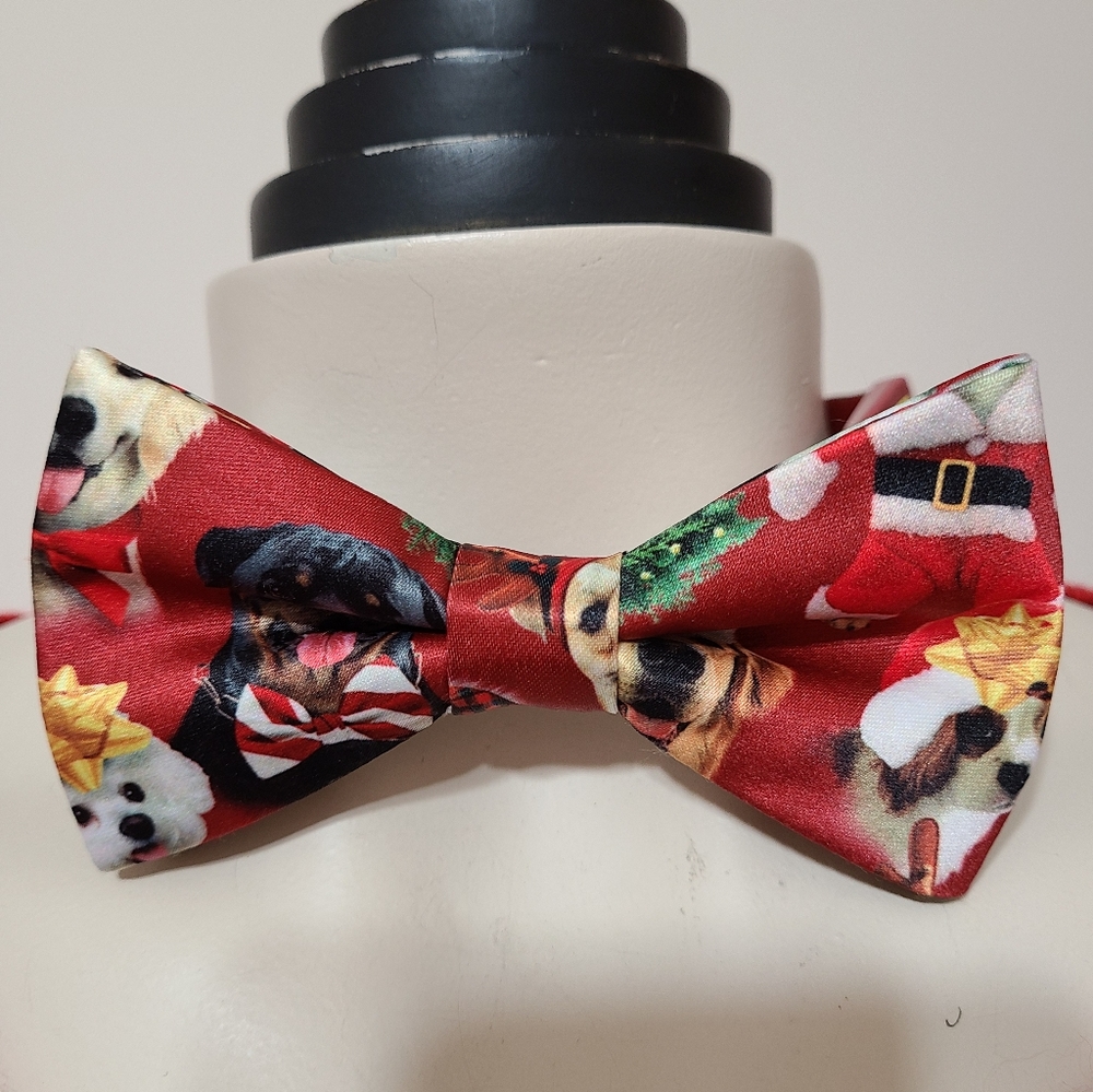Christmas holiday dog print bow tie NWT